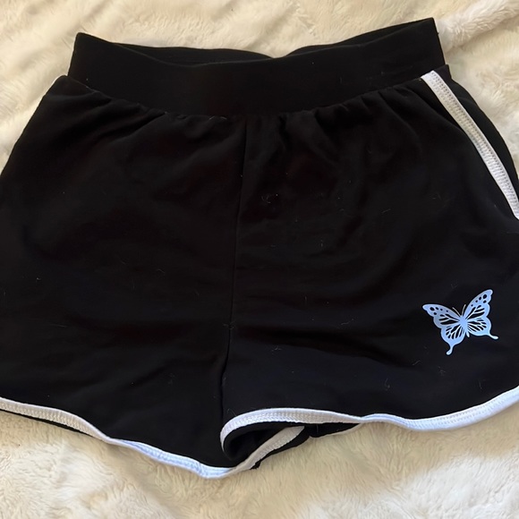 Girls black butterfly shorts - Picture 1 of 2